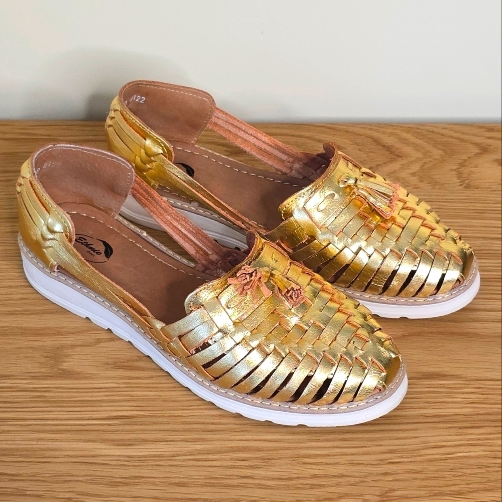 Made in Mexico Women's Gold Leather Huaraches Size 9